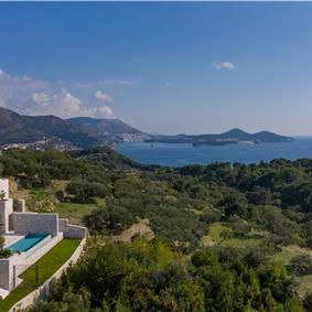 Luxury 5-Bedroom Sea-View Villa with Heated Infinity Pool in Orasac near Dubrovnik – Sleeps 10